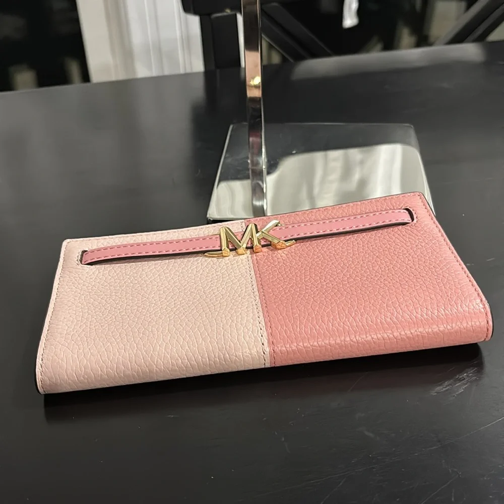 NWT MICHAEL KORS Reed Large Snap Wallet – Primrose (Two-Tone Pink)